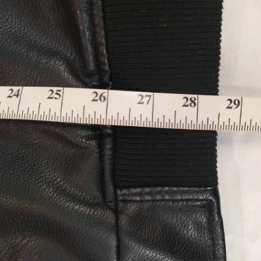 Levis levi men